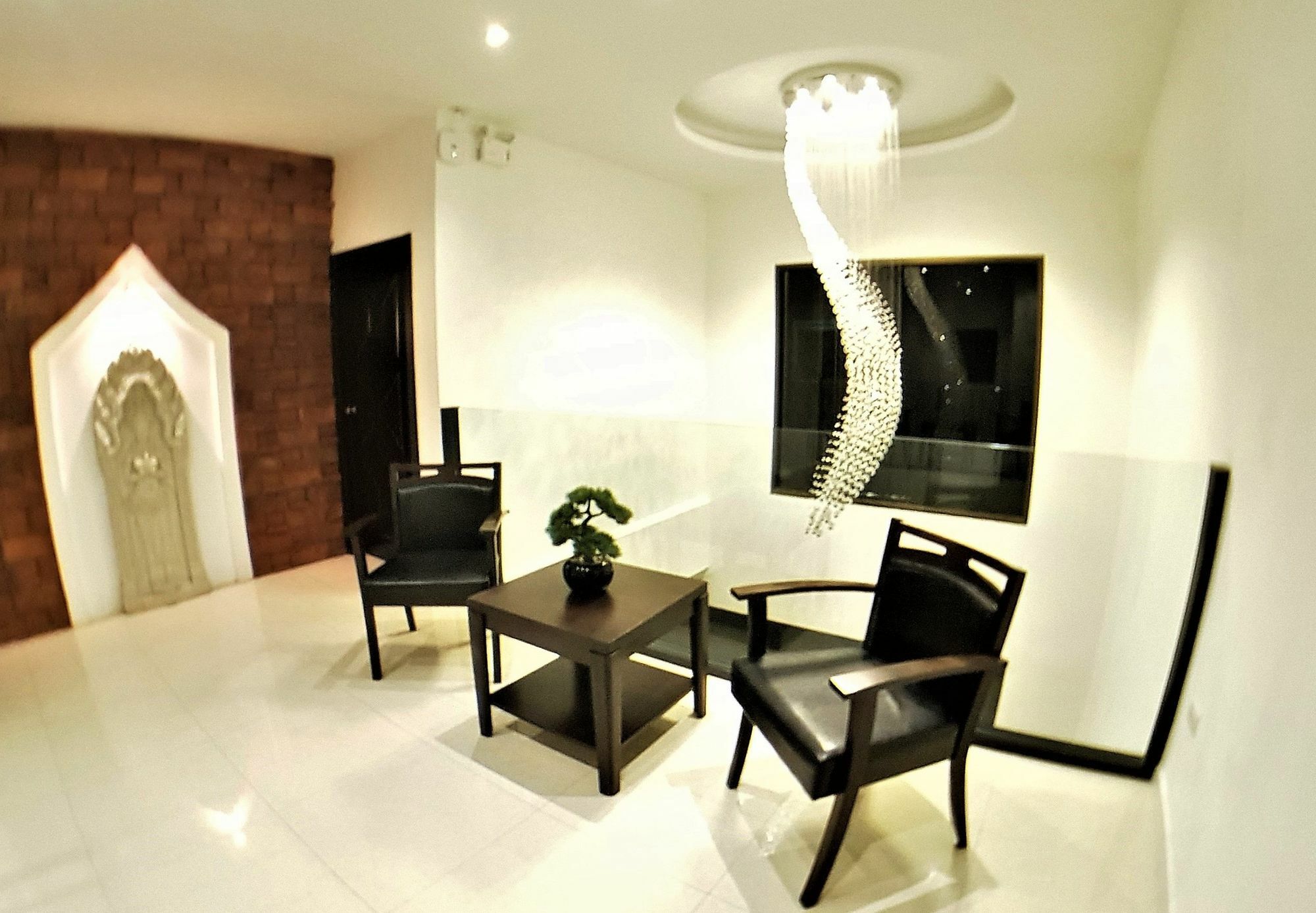 Hideland - The Luxury Tropical Villa Pattaya Exterior photo